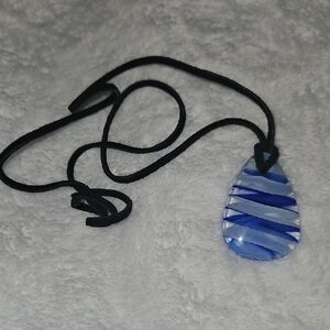 Blue and White Teardrop Pendant Necklace